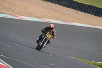 enduro-digital-images;event-digital-images;eventdigitalimages;mallory-park;mallory-park-photographs;mallory-park-trackday;mallory-park-trackday-photographs;no-limits-trackdays;peter-wileman-photography;racing-digital-images;trackday-digital-images;trackday-photos